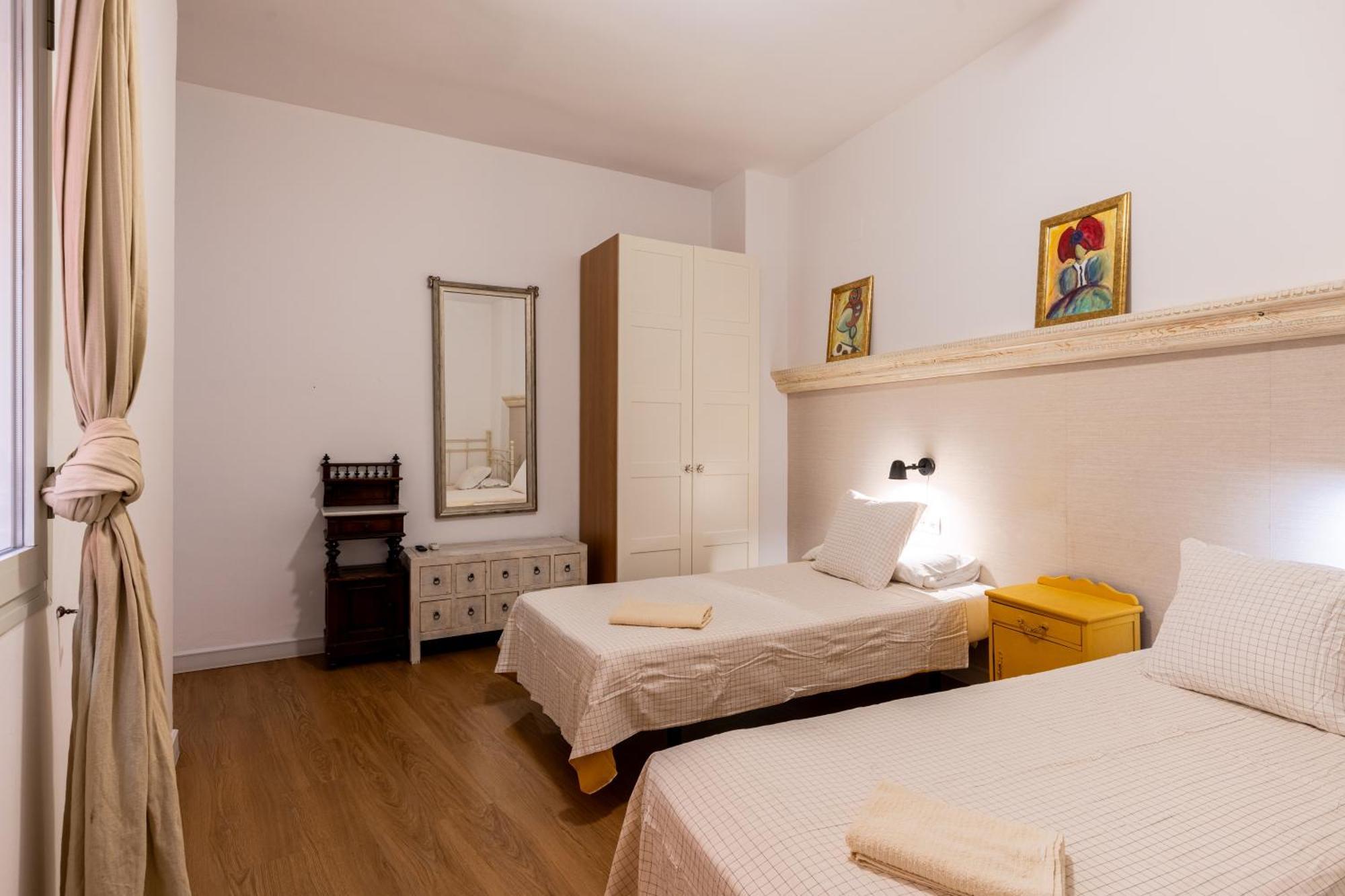 House Sevillana Parking Bagian luar foto