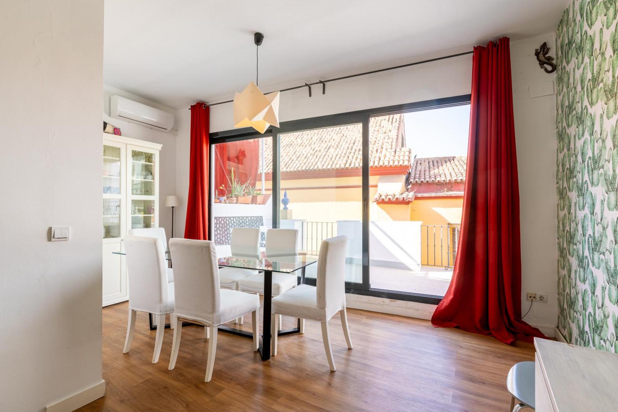 House Sevillana Parking Bagian luar foto