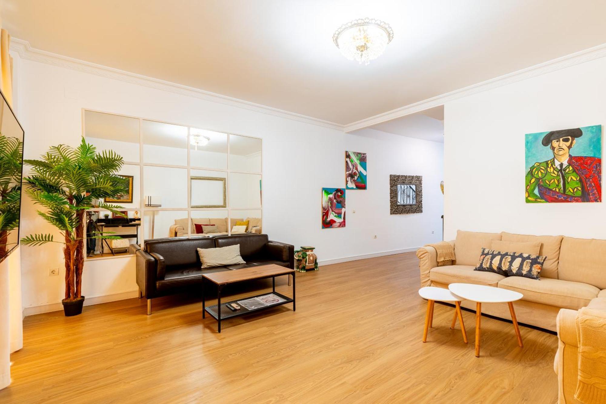 House Sevillana Parking Bagian luar foto